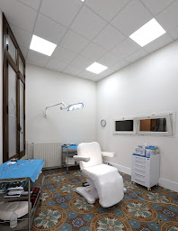 Photo n°6 de Esthétique Médical - Cabinet Français Spécialisé dans la Médecine Anti-Age: Peeling, Acide Hyaluronique, Fils Tenseurs, Greffe Cheveux FUE à Béziers ()