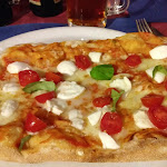 Photo n°1 de l'avis de Monica. fait le 27/04/2018 à 09:23 sur le  Fuori Orario Pizza à Intra