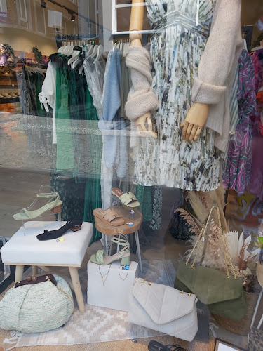 Beoordelingen van EASY CLOTHES Liège in Luik - Kledingwinkel
