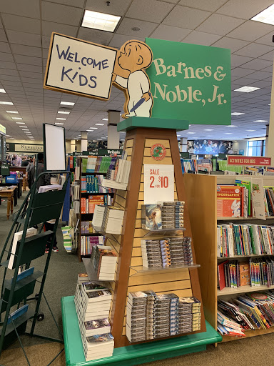 Book Store «Barnes & Noble», reviews and photos, 4972 Dublin Blvd, Dublin, CA 94568, USA