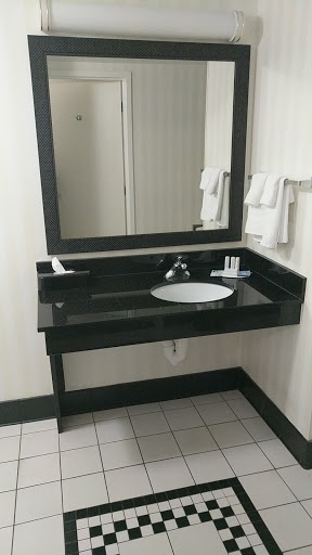 Fairfield Inn & Suites by Marriott Selma Kingsburg image