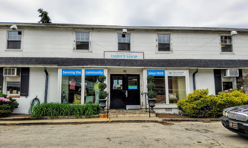 Thrift Store «Bryn Mawr Hospital Thrift Shop», reviews and photos, 804 County Line Rd, Bryn Mawr, PA 19010, USA