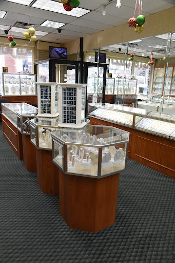 Jeweler «Arabic Jewelry Chicago from Baladna Jewelry», reviews and photos, 4831 N Kedzie Ave, Chicago, IL 60625, USA