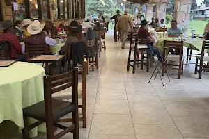 Restaurante El Rincón de los Saucos image
