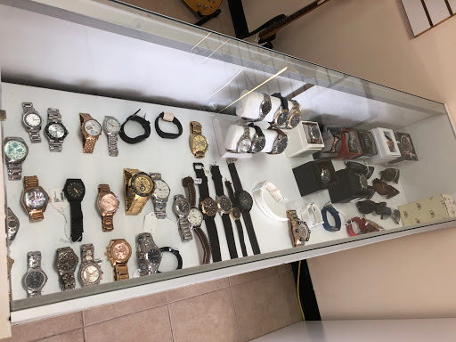 Pawn Shop «Royal Pawn», reviews and photos, 13180 Farm to Market Rd 529 G, Houston, TX 77041, USA