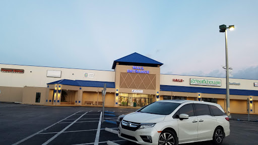 Sunshine Park Mall, 2400 S Ridgewood Ave, South Daytona, FL 32119, USA, 