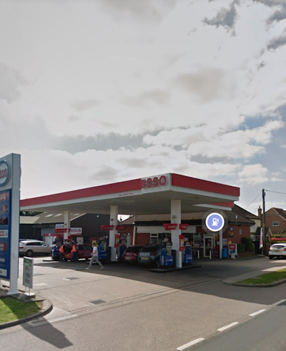 Reviews of ESSO ALDFORD in Colchester - Gas station