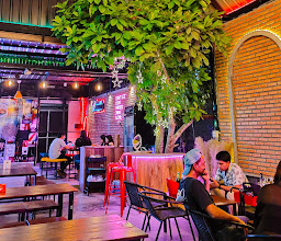 ร้านห้องนั่งเล่น Bar&Bistro photo