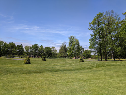 Golf Course «Southmoore Golf Course», reviews and photos, 235 Moorestown Dr, Bath, PA 18014, USA