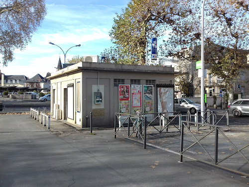 Kiosque A Journaux à Brive-la-Gaillarde
