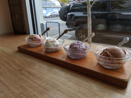 Ice Cream Shop «Salt & Straw», reviews and photos, 2035 NE Alberta St, Portland, OR 97211, USA