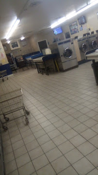 The Laundry Room Northwood - Photo 3 - Car repair in Northwood, OH, Toledo