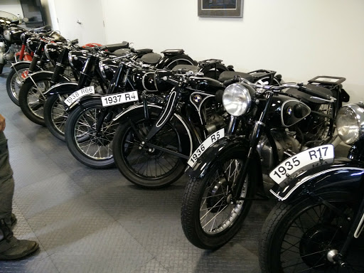 BMW Motorcycle Dealer «Irv Seaver BMW Motorcycles», reviews and photos, 607 W Katella Ave, Orange, CA 92867, USA