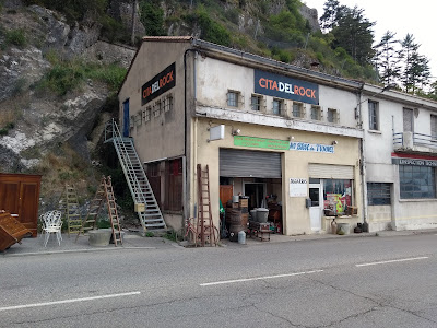 Au Broc Du Tunnel à Sisteron