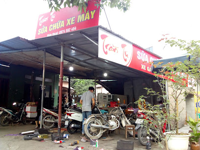 Trần Tư sửa xe máy