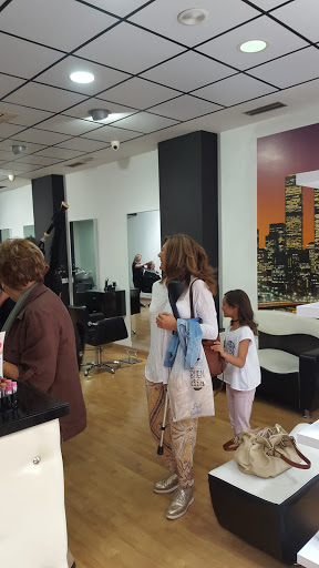 Peluquería Innova en Torrelavega, Santander
