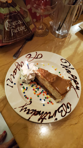 Restaurant «The Cheesecake Factory», reviews and photos, 442 W Hillcrest Dr, Thousand Oaks, CA 91360, USA