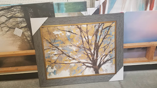 Home Goods Store «At Home», reviews and photos, 5901 Mercury Dr, Dearborn, MI 48126, USA