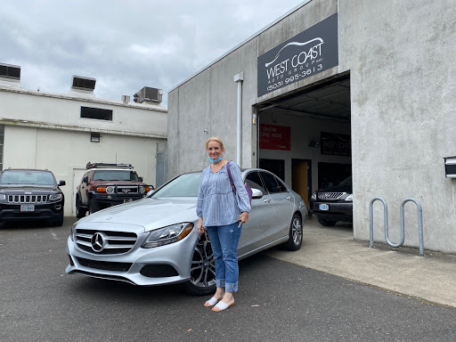 West Coast Auto Group, 231 NE 10th Ave, Portland, OR 97232, USA, 