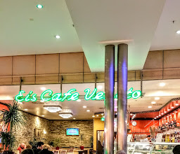 Eiscafé Veneto Eis Und Kaffee Zum Mitnehmen||Gelato Café Italiano Hamburg photo
