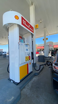 Shell - Photo 3 - Car repair in Rialto, CA, Fontana