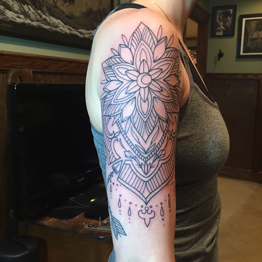 Explore tattoo geometric ideas, creative tattoo ideas in Franklin, available at Battleground Tattoo Parlour
