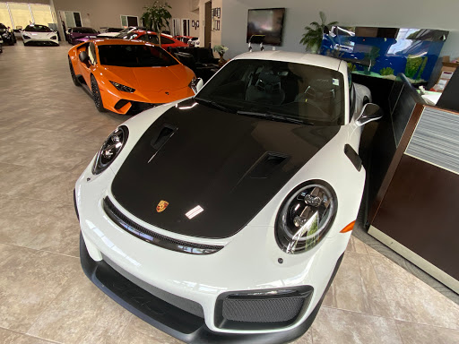 Car Dealer «Chicago Motor Cars», reviews and photos, 27W110 North Ave, West Chicago, IL 60185, USA