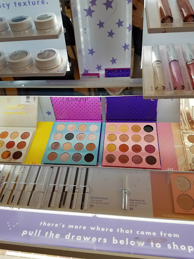 Hair Salon «Ulta Beauty», reviews and photos, 1513 Hawthorne Blvd, Redondo Beach, CA 90278, USA