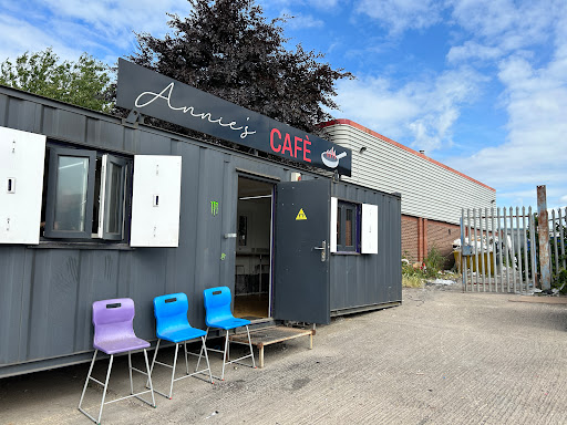 Annie's Cafe - Hot & Cold Food - Bloxwich Walsall