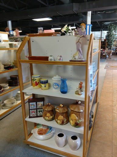 Thrift Store «Freedom Treasures Resale Store», reviews and photos, 7570 Cooley Lake Rd, Waterford Twp, MI 48327, USA