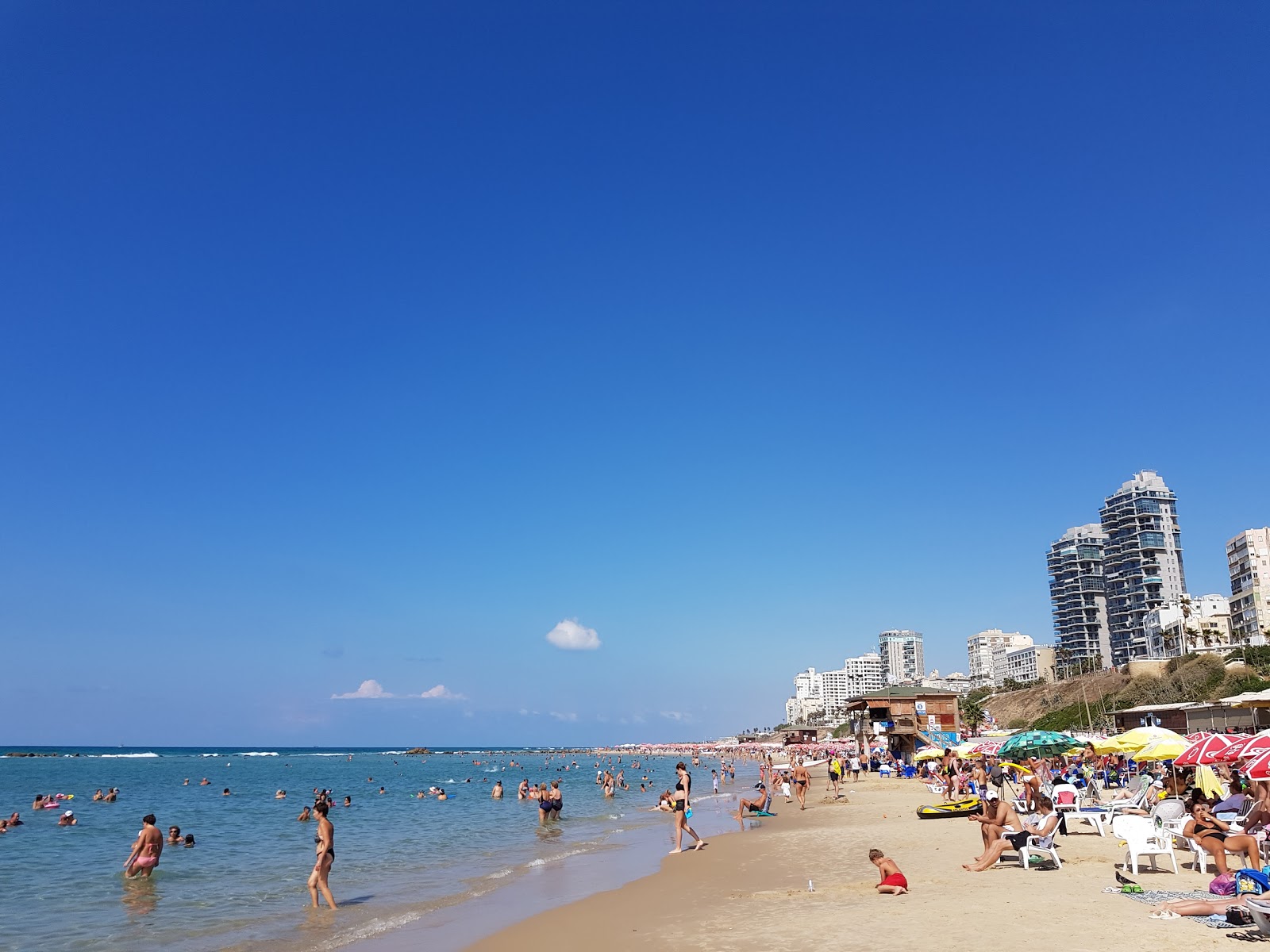 Fotografie cu Yerushalayim beach și așezarea