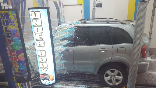 Car Wash «Paradise Full Service Car Wash & Detail Center», reviews and photos, 1355 Town Centre Dr, Eagan, MN 55123, USA