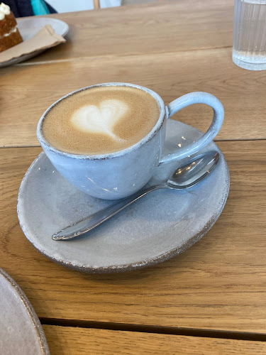 Godziny otwarcia WYTWÓRNIA NEW PROJECT