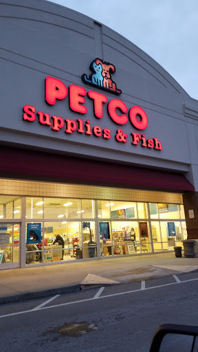 Pet Supply Store «Petco», reviews and photos, 149 Gravois Bluffs Plaza Dr, Fenton, MO 63026, USA