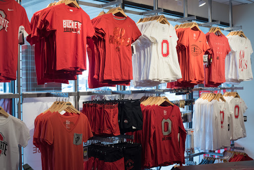 Sportswear Store «Rally House Parma», reviews and photos, 7891 W Ridgewood Dr, Parma, OH 44129, USA