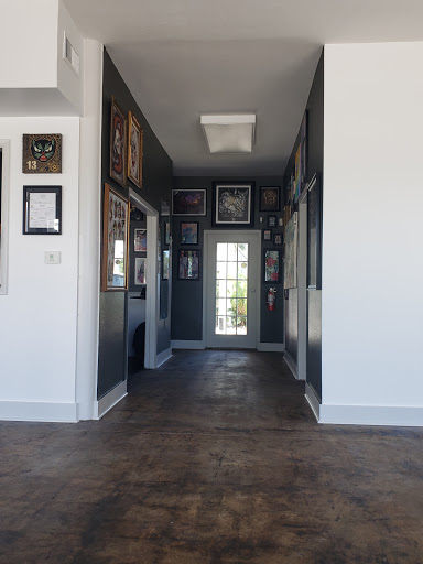 Tattoo Shop «King Street Body Gallery», reviews and photos, 220 W King St # 8, Cocoa, FL 32922, USA