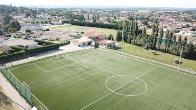 Stade Jean Bouin à Pusignan