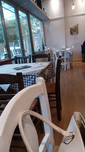 Τσιπουράδικο-Ουζερί ο Ντέρης