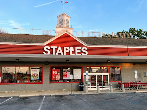 Staples, 933 Montgomery Ave, Narberth, PA 19072, USA, 