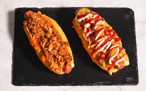 La Perrera Hot Dogs Vallecas image