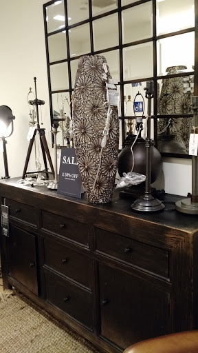 Furniture Store «Pottery Barn», reviews and photos, 800 Stanford Shopping Center, Palo Alto, CA 94304, USA