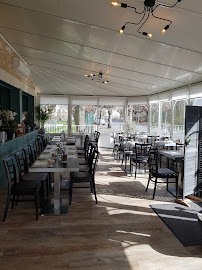 Atmosphère du Restaurant français La Claise Bar Restaurant à Preuilly-sur-Claise - n°1
