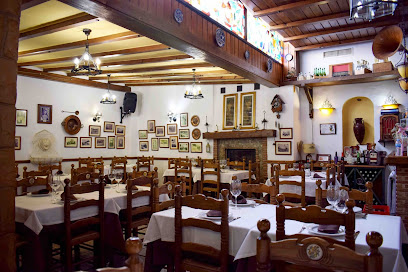 Restaurante Casa Sardina - C. Real, 2, 29120 Alhaurín el Grande, Málaga, Spain