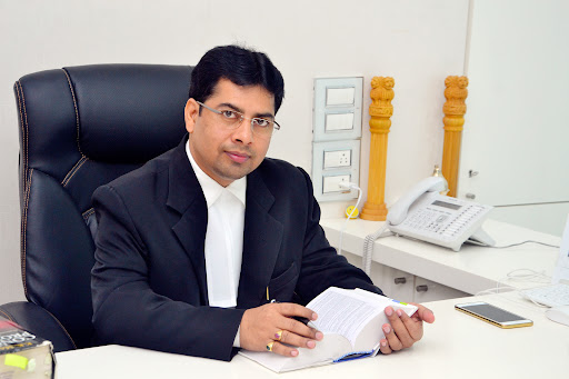 Ramesh Tripathi & Associates - Advocate in Navi Mumbai, Advocate in Mumbai, Best Advocate in Navi Mumbai, Criminal, Corporate lawyer in Navi Mumbai, Best lawyer in Navi Mumbai, Best Lawyer In Mumbai