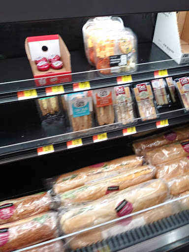 Department Store «Walmart Supercenter», reviews and photos, 2025 Merchant Mile, Columbus, IN 47201, USA