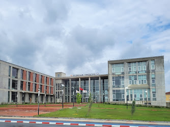 Trakya Üniversitesi Eczacılık Fakültesi