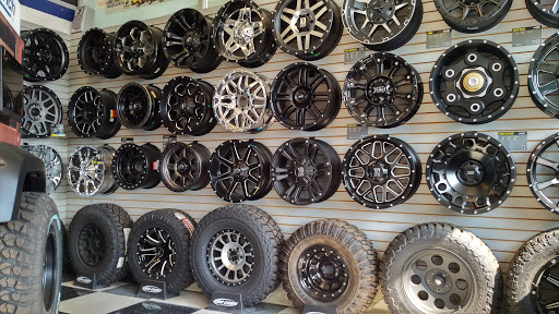 Truck Accessories Store «4 Wheel Parts - Nashville, TN», reviews and photos, 4095 Nolensville Pike b, Nashville, TN 37211, USA