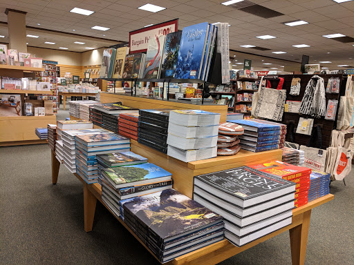 Book Store «Barnes & Noble», reviews and photos, 1201 42nd St S, Fargo, ND 58103, USA