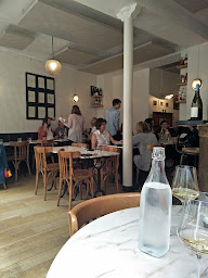 Photo n°39 de Vantre à Paris ()