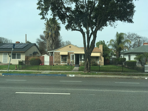 Self-Storage Facility «CubeSmart Self Storage», reviews and photos, 198 W Artesia Blvd, Long Beach, CA 90805, USA